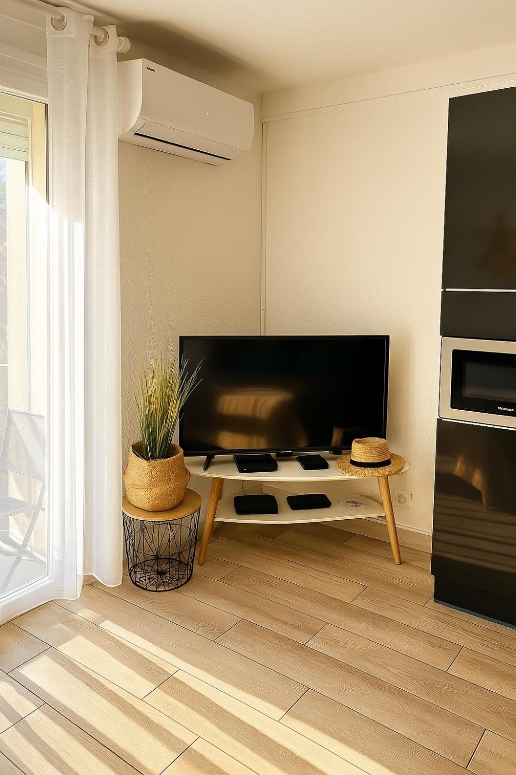 "Cosy" Appartement Confort De 50M2 A 150M De La Mer Et Du Centre Ville, Parking Gratuit Canet-en-Roussillon Exterior photo